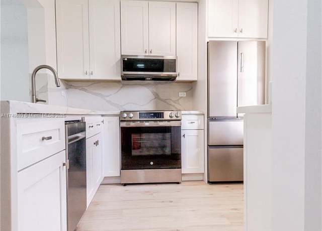 Property at 5550 Lakeside Dr #104, Margate, FL 33063, 1 bed, 1.5 baths