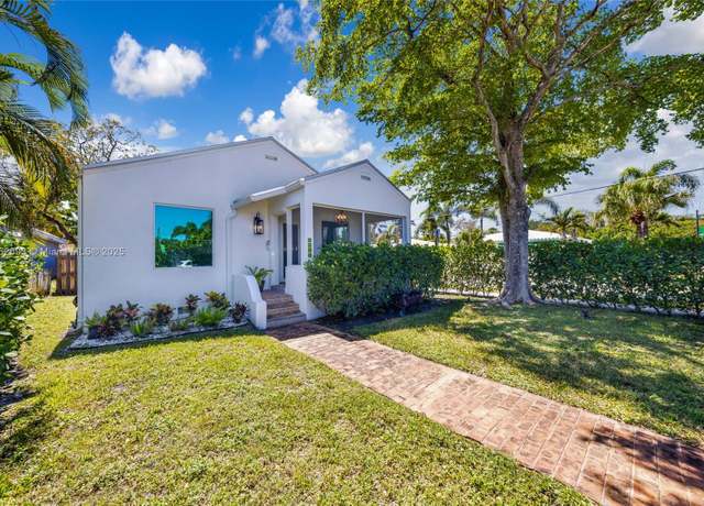 Property at 1556 Jefferson St, Hollywood, FL 33020, 2 beds, 1 bath