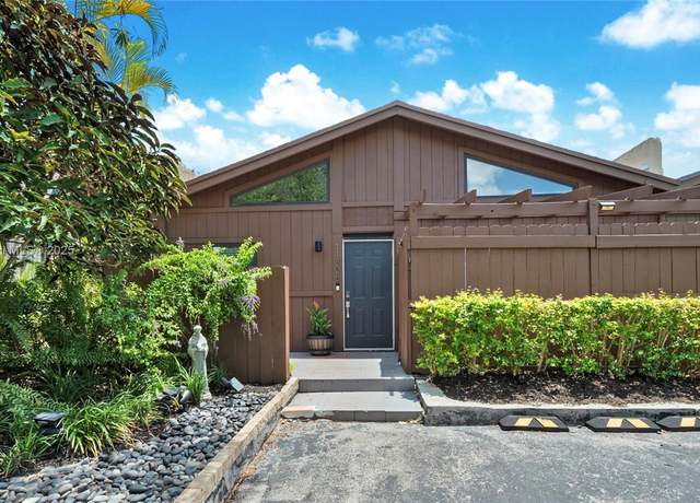 Property at 11308 SW 114th Cir Ter, Miami, FL 33176, 2 beds, 2 baths