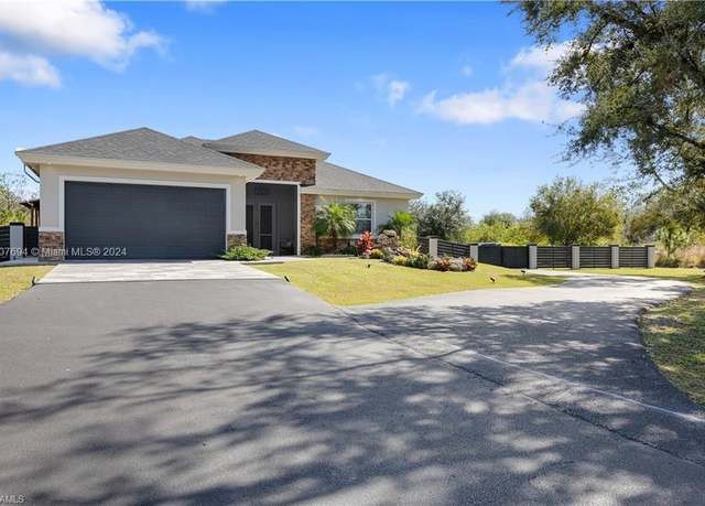 Property at 6040 N Everglades Blvd, Naples, FL 34120, 3 beds, 2 baths