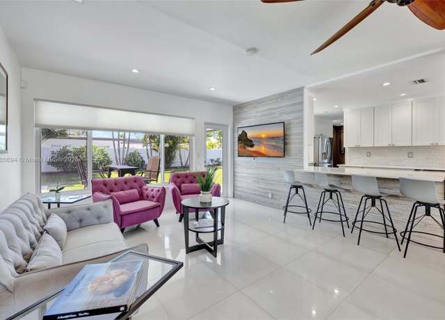 Property at 2506 NE 30th St, Fort Lauderdale, FL 33306, 4 beds, 3 baths