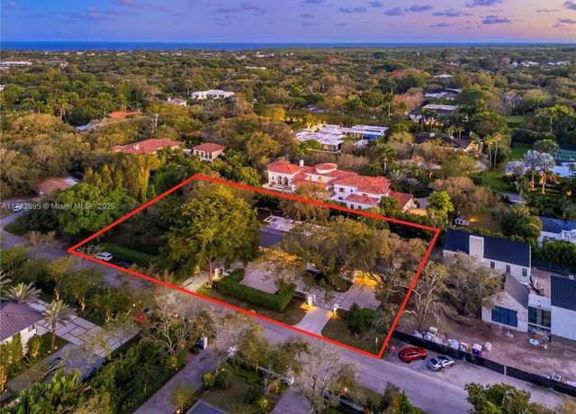 Property at 4950 SW 82nd St, Miami, FL 33143