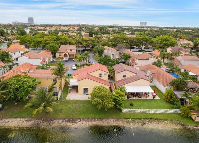 Property at 12640 NW 12th Ct, Sunrise, FL 33323, 3 beds, 2.5 baths