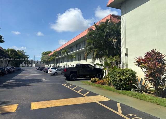 Property at 807 W Oakland Park Blvd Unit G1, Oakland Park, FL 33311, 2 beds, 1.5 baths