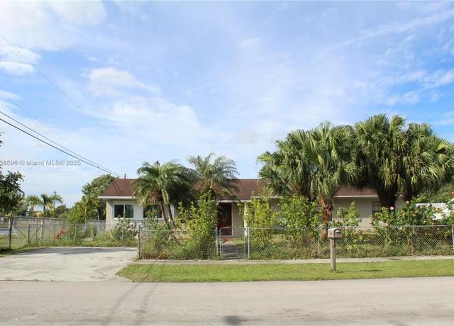Property at 496 SW 9th Ave, Florida City, FL 33034, 4 beds, 2 baths