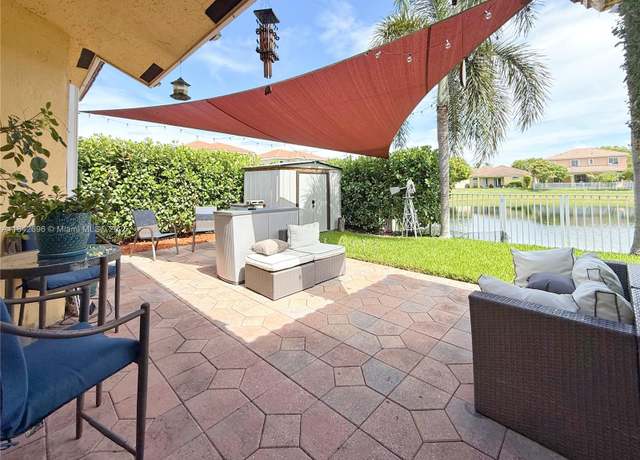Property at 8934 SW 206th St, Cutler Bay, FL 33189, 4 beds, 2 baths