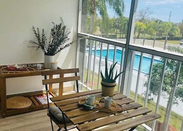 Property at 1101 Hillcrest Ct #306, Hollywood, FL 33021, 1 bed, 1 bath