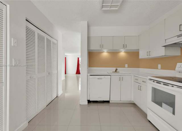 Property at 9826 SW 222nd Ter, Cutler Bay, FL 33190, 3 beds, 2 baths