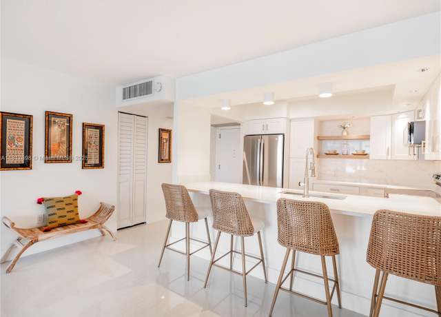 Property at 5701 Collins Ave #307, Miami Beach, FL 33140, 1 bed, 2 baths