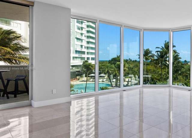 Property at 300 S Pointe Dr #501, Miami Beach, FL 33139, 3 beds, 2.5 baths