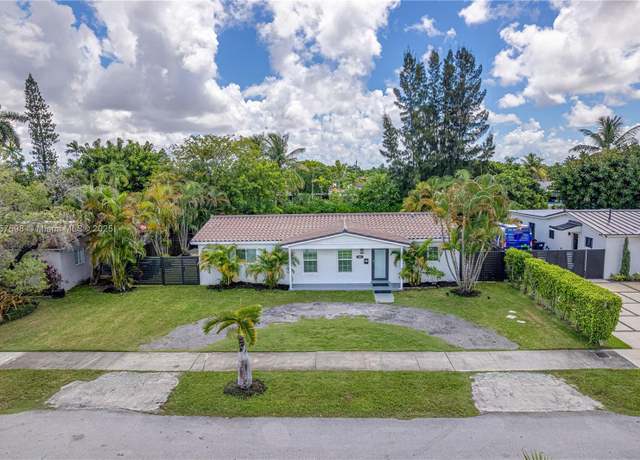 Property at 925 SW 94th Ave, Miami, FL 33174, 5 beds, 3 baths