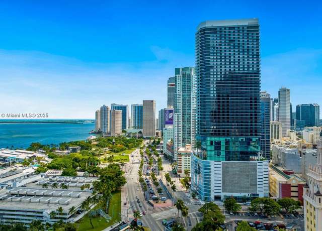 Property at 398 NE 5th St #2017, Miami, FL 33132, 3 beds, 3 baths