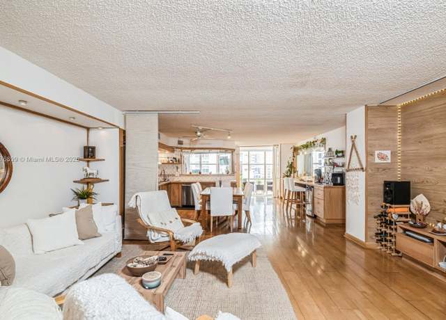 Property at 6423 Collins Ave #1602, Miami Beach, FL 33141, 1 bed, 2 baths