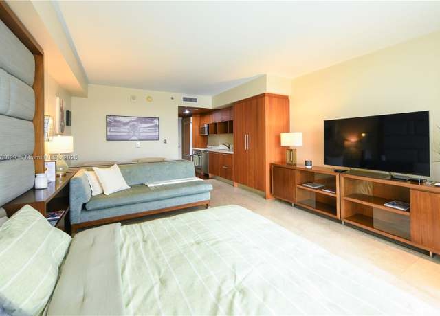 Property at 50 Biscayne Blvd #411, Miami, FL 33132, 1 bath