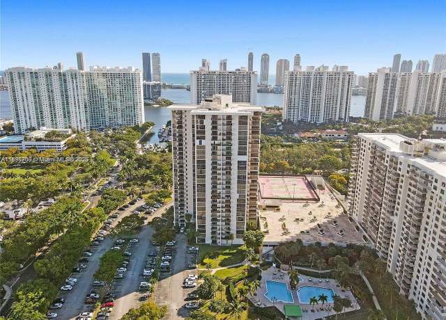 Property at 18181 NE 31st Ct #2204, Aventura, FL 33160, 2 beds, 2 baths