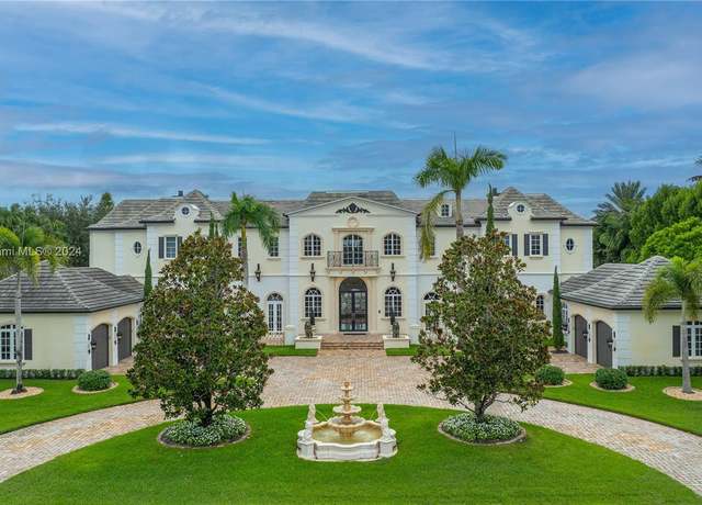 Property at 2951 Lake Ridge Ln, Weston, FL 33332, 8 beds, 9 baths