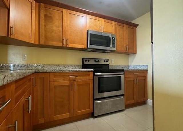 Property at 10018 NW 4th St #203, Pembroke Pines, FL 33024, 2 beds, 2 baths