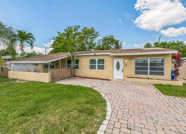 Property at 1541 SW 63rd Ter, North Lauderdale, FL 33068, 4 beds, 3 baths