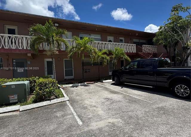 Property at 270 NE 191st St #108, Miami, FL 33179, 1 bed, 1 bath