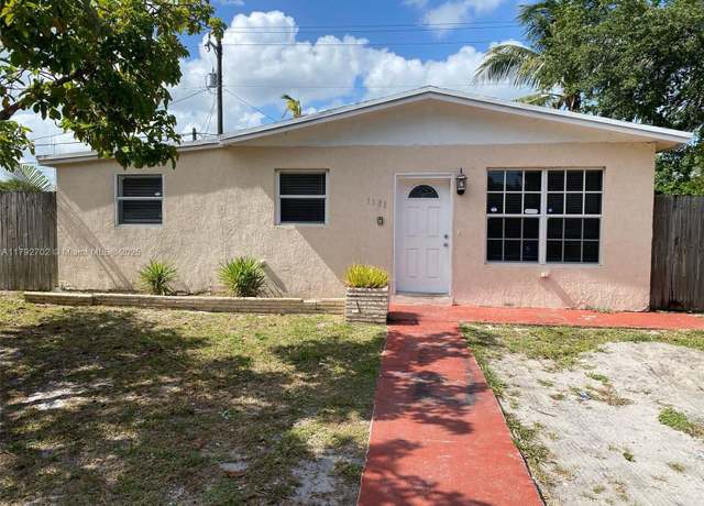 Property at 1131 NE 211th St, Miami, FL 33179, 3 beds, 3 baths