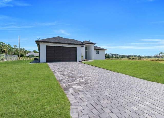 Property at 4507 E 9th St, Lehigh Acres, FL 33972, 3 beds, 2 baths