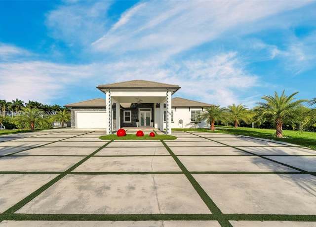Property at 24399 SW 217th Ave, Homestead, FL 33031, 5 beds, 4 baths