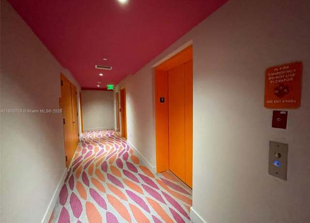 Property at 31 SE 6th St #907, Miami, FL 33131, 2 beds, 2 baths