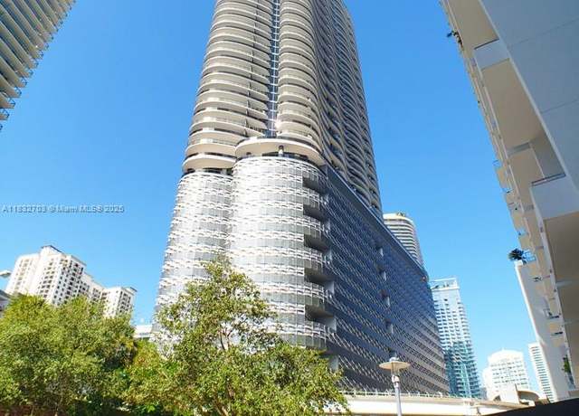 Property at 1000 Brickell Plz #3703, Miami, FL 33131, 1 bed, 1.5 baths