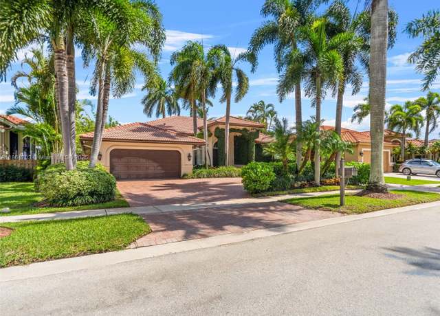 Property at 10915 NW 2nd St, Plantation, FL 33324, 4 beds, 3 baths