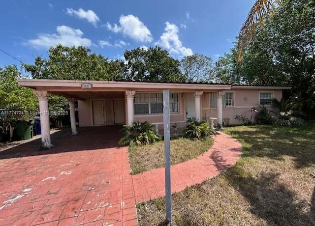 Property at 680 SW 29th Ter, Fort Lauderdale, FL 33312, 3 beds, 2 baths