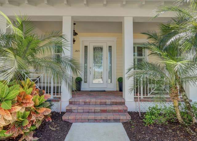 Property at 2815 Sunbury Dr, Jupiter, FL 33458, 4 beds, 3.5 baths