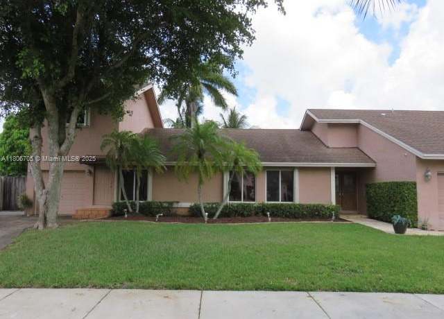 Property at 11362 SW 129th Ct, Miami, FL 33186, 5 beds, 3 baths