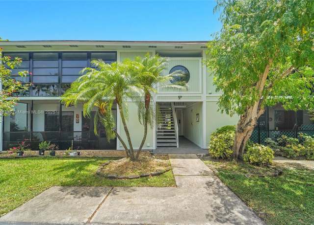 Property at 915 NE 199th St Unit 101-15, Miami, FL 33179, 2 beds, 2 baths