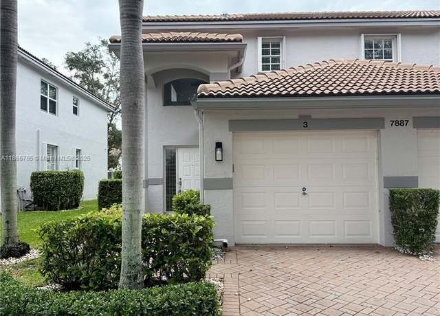 Property at 7887 Laina Ln #3, Boynton Beach, FL 33437, 3 beds, 2 baths