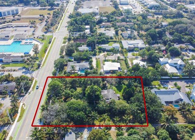 Property at 2610 Seacrest Blvd, Delray Beach, FL 33444, 2 beds, 2 baths
