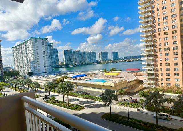 Property at 250 174th St #709, Sunny Isles Beach, FL 33160, 1 bed, 2 baths