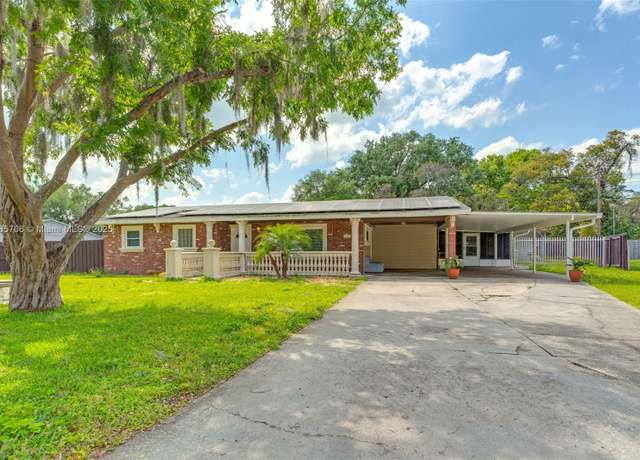 Property at 1204 Pleasant Pl, Lakeland, FL 33801, 5 beds, 2 baths