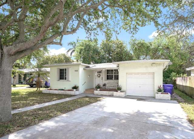 Property at 2642 Fillmore St, Hollywood, FL 33020, 2 beds, 1 bath