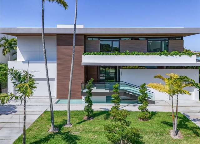 Property at 2037 NE 121st Rd, North Miami, FL 33181, 7 beds, 8.5 baths