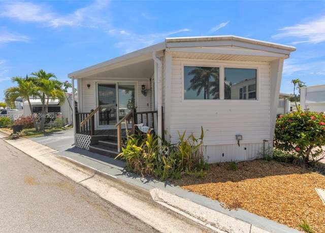 Property at 204 Flamingo Dr, Briny Breezes, FL 33435, 2 beds, 1.5 baths