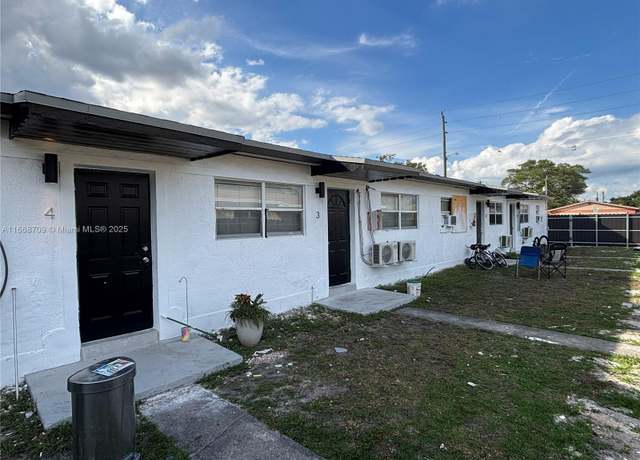 Property at 711 SW 10th St, Dania Beach, FL 33004, 8 beds, 4 baths
