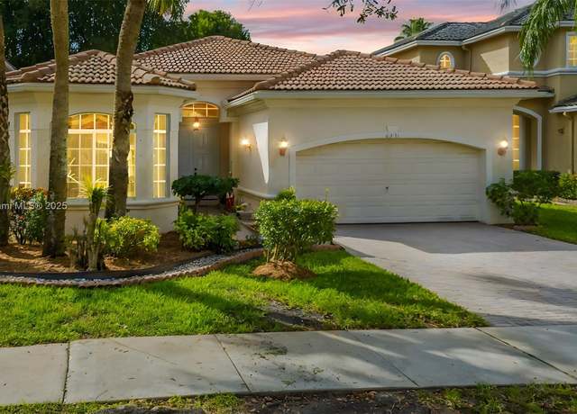 Property at 6231 SW 195th Ave, Pembroke Pines, FL 33332, 3 beds, 2 baths