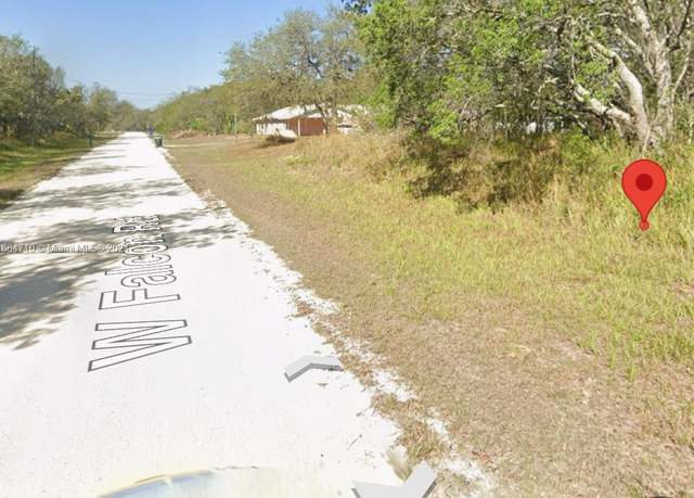 Property at 2080 W Falcon Rd, Avon Park, FL 33825