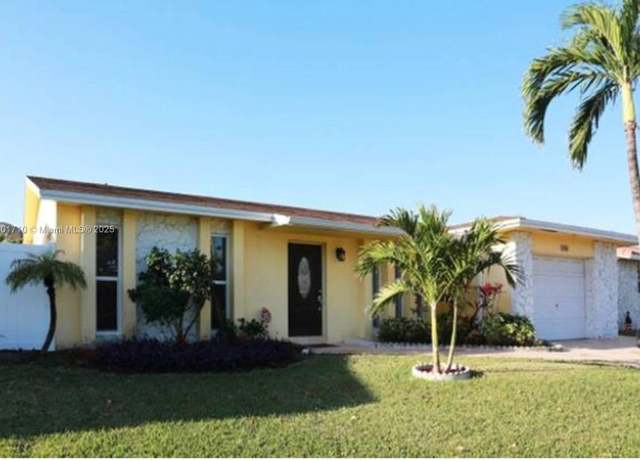 Property at 314 SE 4th St, Dania Beach, FL 33004, 3 beds, 3 baths