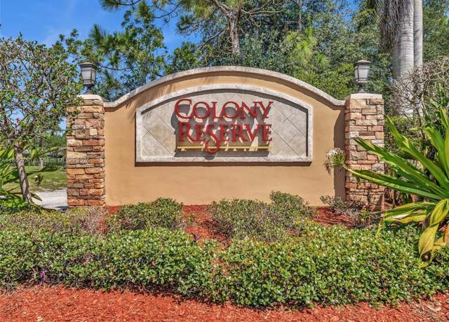 Property at 5907 Monterra Club Dr, Lake Worth, FL 33463, 3 beds, 2.5 baths