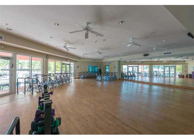 Property at 3340 NE 190th St #608, Aventura, FL 33180, 3 beds, 3.5 baths