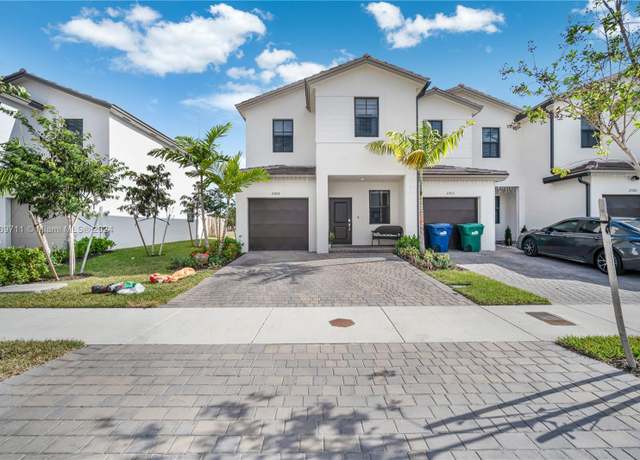 Property at 23105 SW 128th Pl #23105, Miami, FL 33170, 3 beds, 2.5 baths