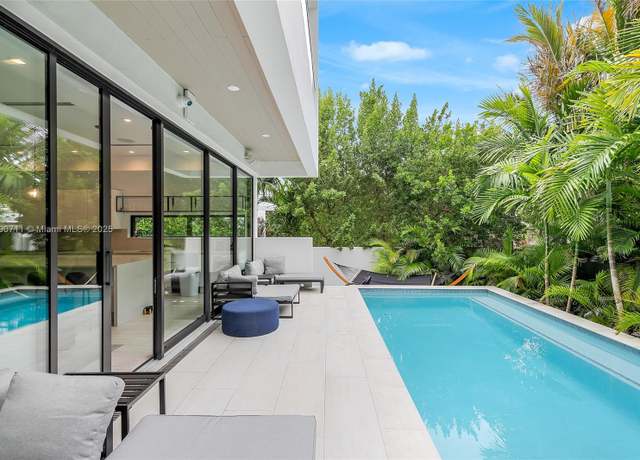 Property at 1311 Bay Dr, Miami Beach, FL 33141, 5 beds, 5.5 baths