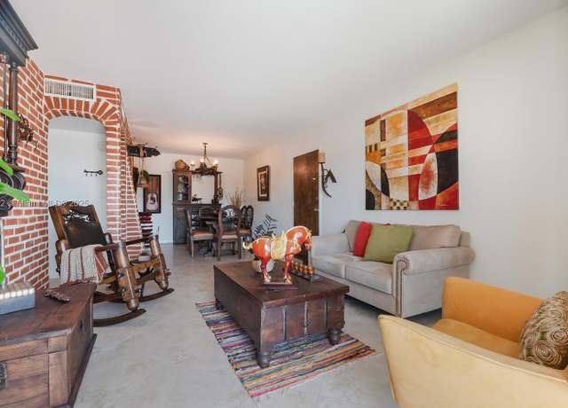 Property at 5020 NW 79th Ave #303, Doral, FL 33166, 2 beds, 2 baths