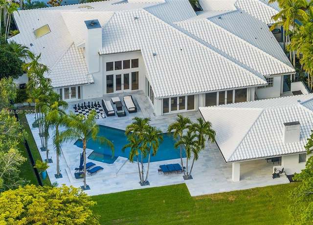 Property at 2805 Hackney Rd, Weston, FL 33331, 5 beds, 4.5 baths